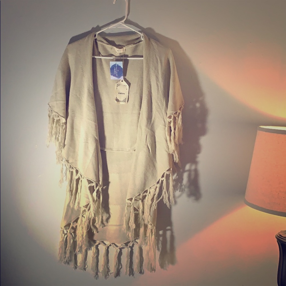 NWT fringe vest- medium